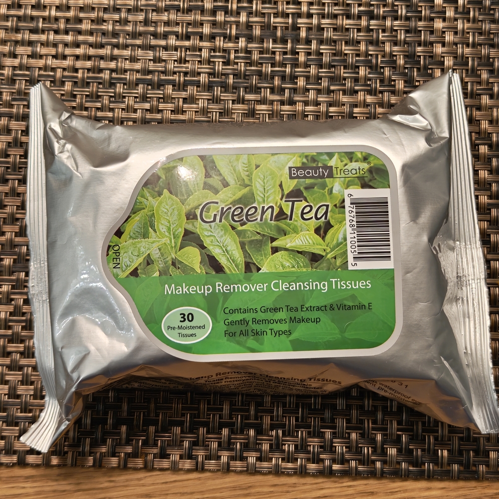 Beauty Treats Green Tea Makeup Remover Cleansing Tissues - Green